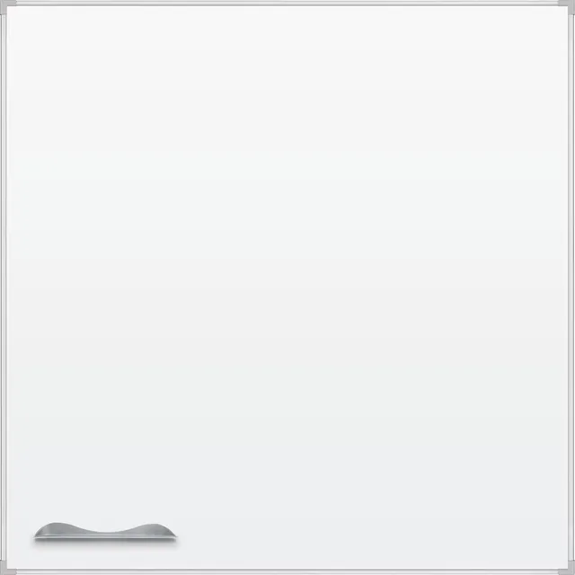Frame 4' white 16"