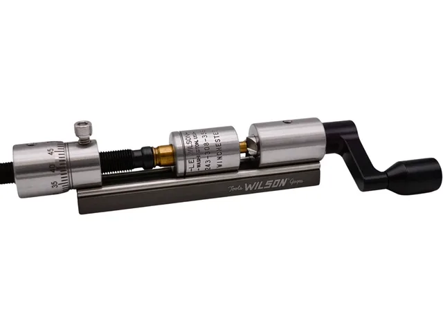 Trimmer silver 7.2 in 3.4 in