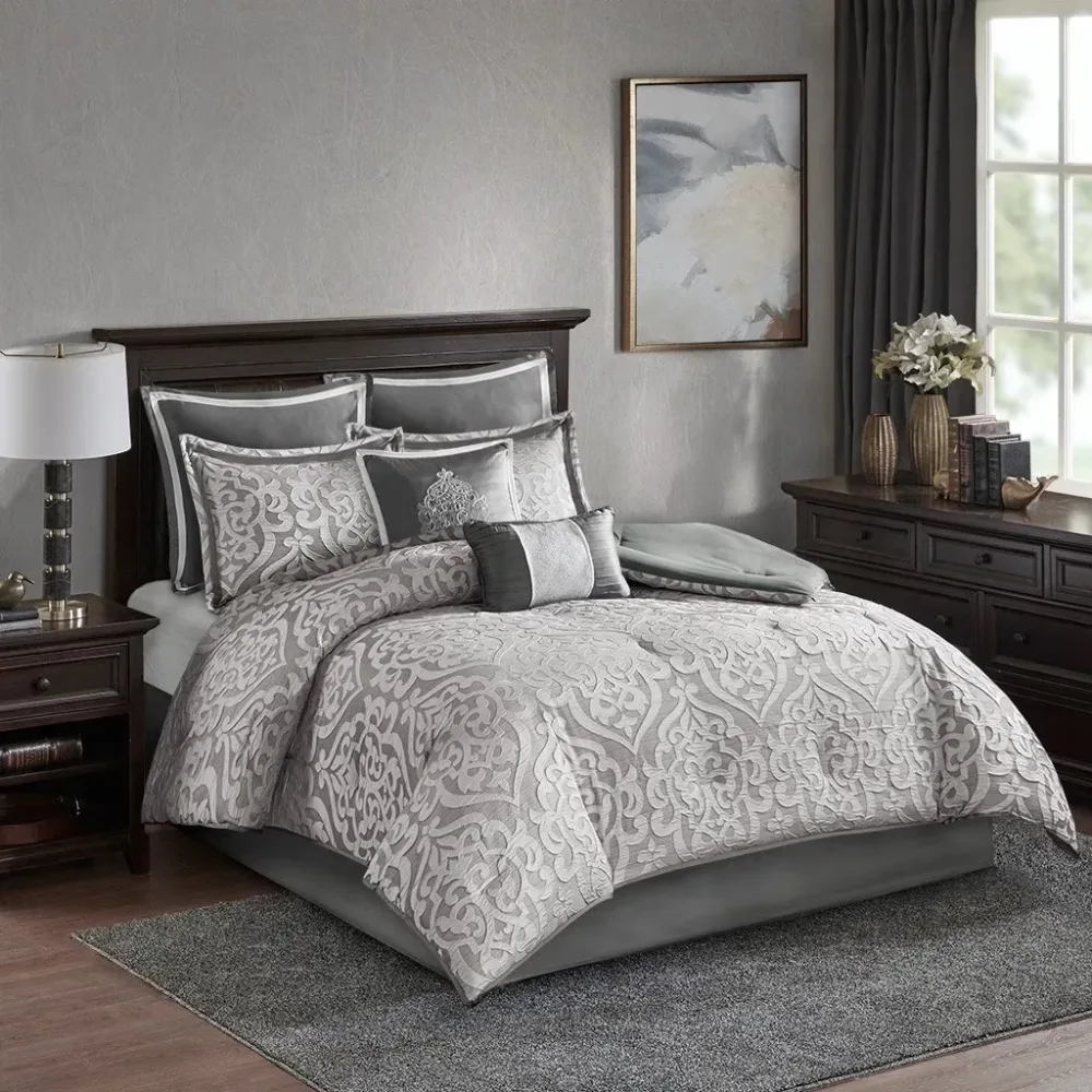 Bedding silver 104" 92"
