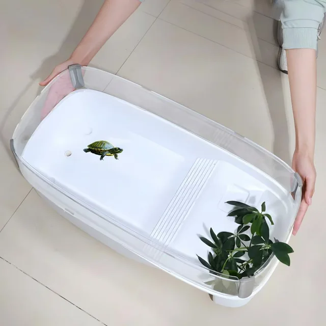 Turtle Tank white 10.5cm