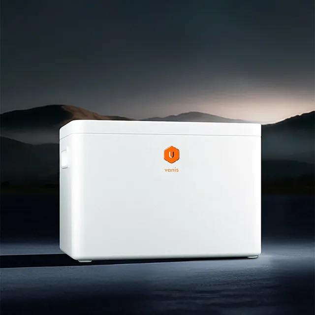Insulated Cooler white 18.70"
