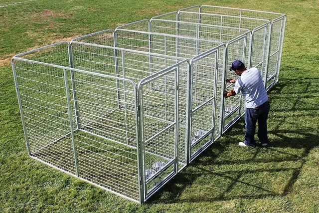 Crates & Gates 4' 8'