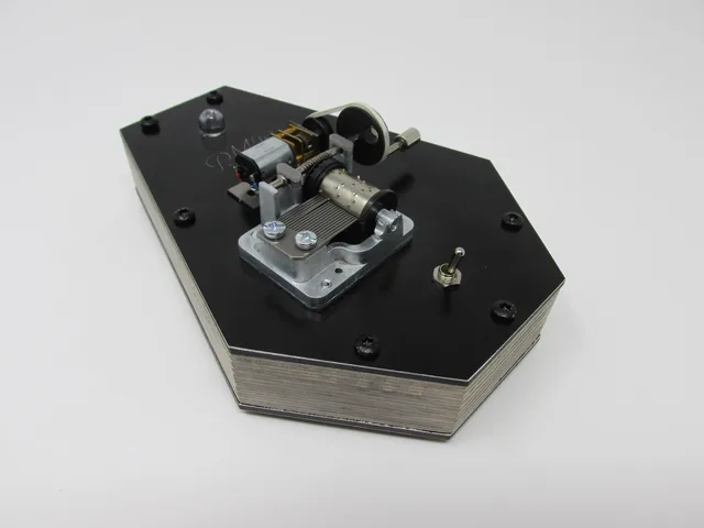 Box 10 feet 9v 4"